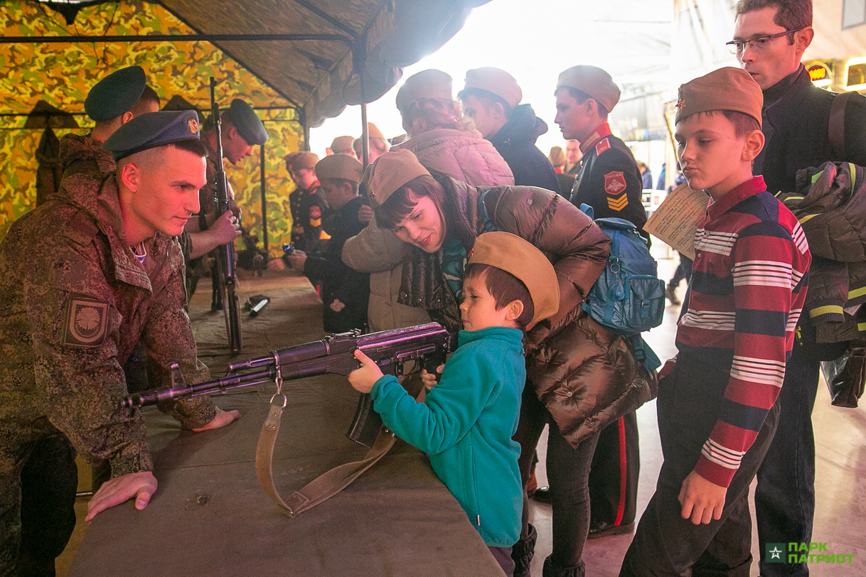 Народное ополчение на защите Москвы в парке «Патриот»