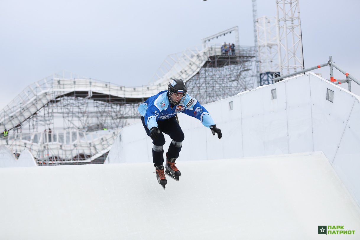 Чемпионат России по скоростному спуску на коньках в парке «Патриот»