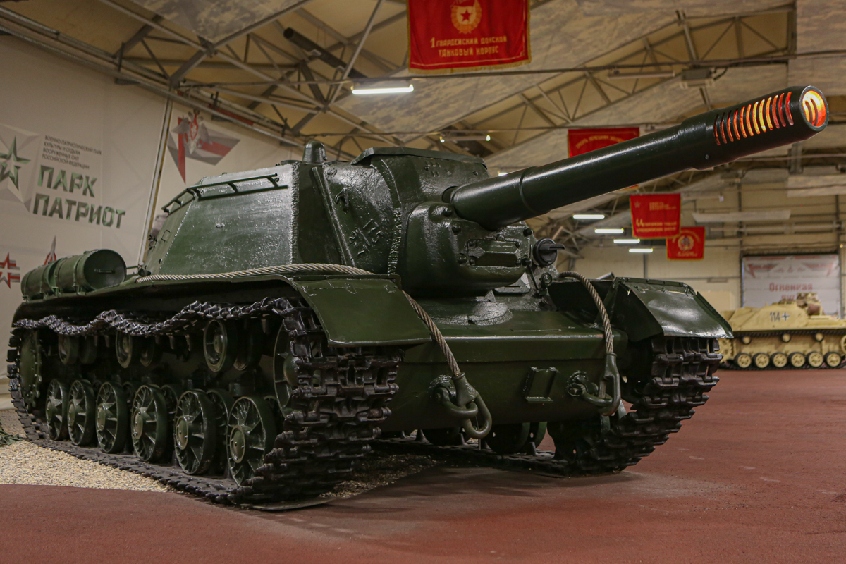 Самоходная артиллерийская установка СУ-152 «Зверобой» - парк Патриот
