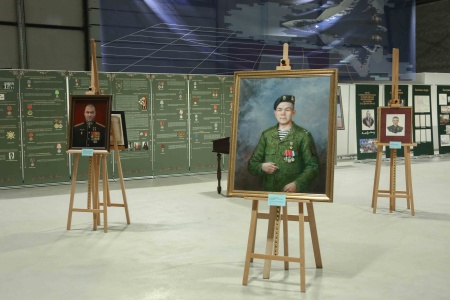 Объединённая историческая выставка декабря объявляется открытой!