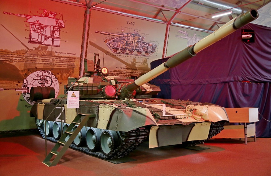 Основной танк Т-80БВ