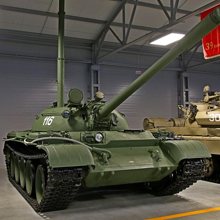 Средний танк Т-55