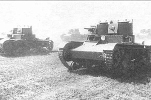 Легкие пехотные танки Т-26 (двухбашенные). Парад после окончания маневров. Харьков, 1937 год