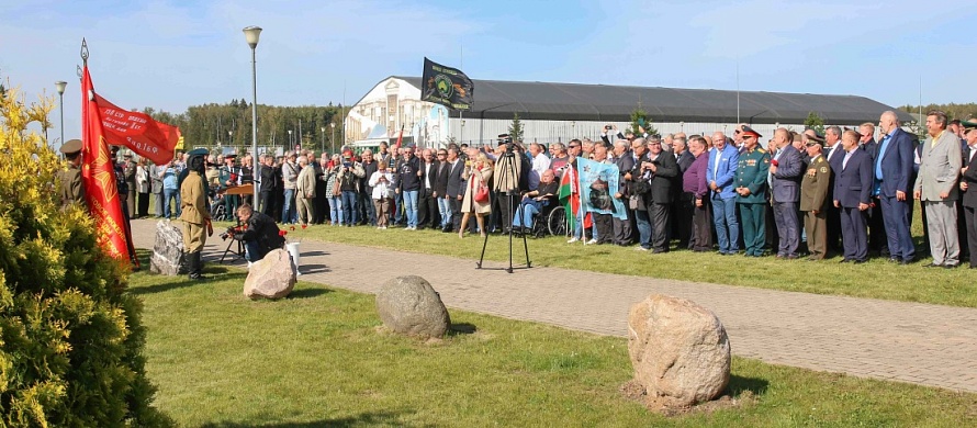 В парке «Патриот» состоялась закладка памятного камня КВТИУ