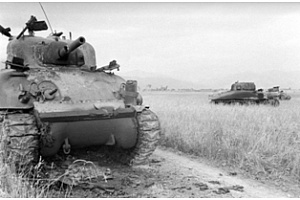 Средний танк М4 А4 на Африканском театре военных действий
