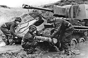 Ispolzovanie-brevna-dlya-samovytaskivaniya-na-bolotistoy-mestnosti