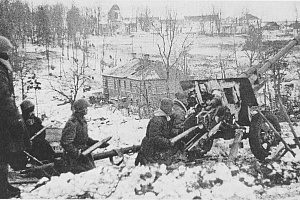 Расчет дивизионной пушки ЗиС-3 готовится открыть огонь во время операции «Искра» - прорыва блокады Ленинграда