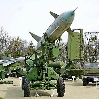 Зенитно ракетный комплекс С-25