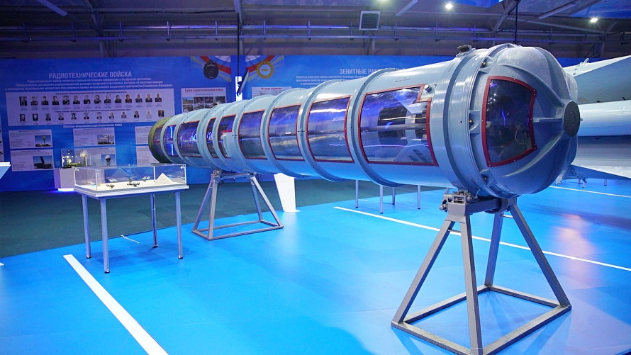 ЗУР С-300 (5В55Р, 48Н6Е2)