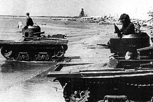 Малые плавающие танки Т-37А в Крыму, август 1941 года
