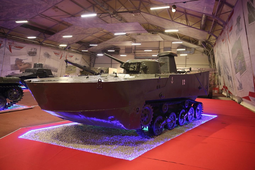 Лёгкий плавающий танк «Ками», тип 2