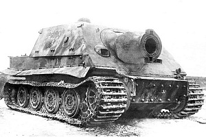 38-cm-RW61-auf-Sturmmorser-Tiger_-na-territorii-NIIBT-Poligona_-1946-god.