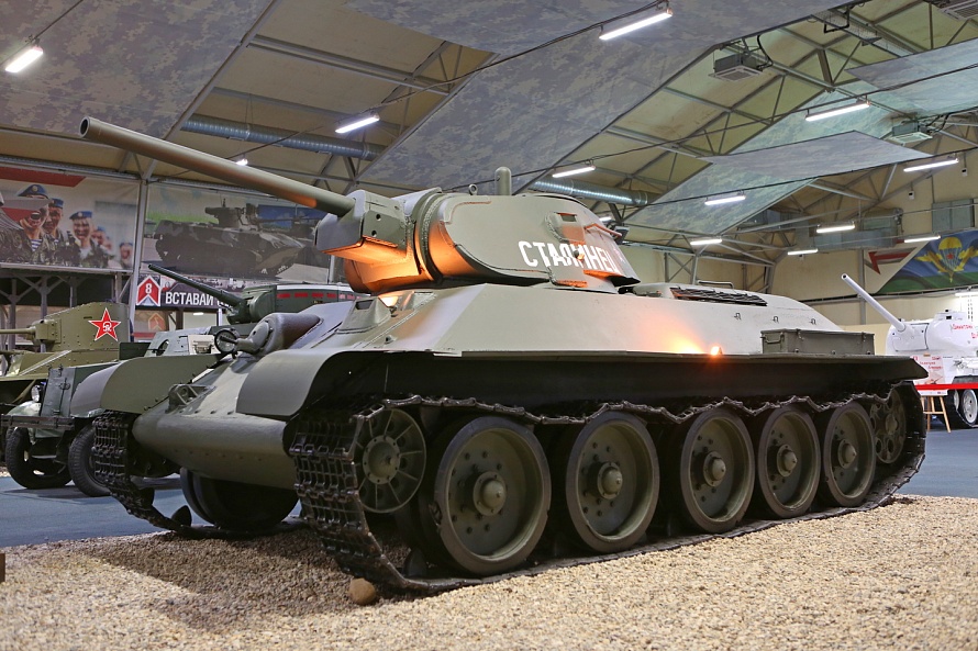 Средний танк Т-34 «Сталинец» (обр. 1941 года) 