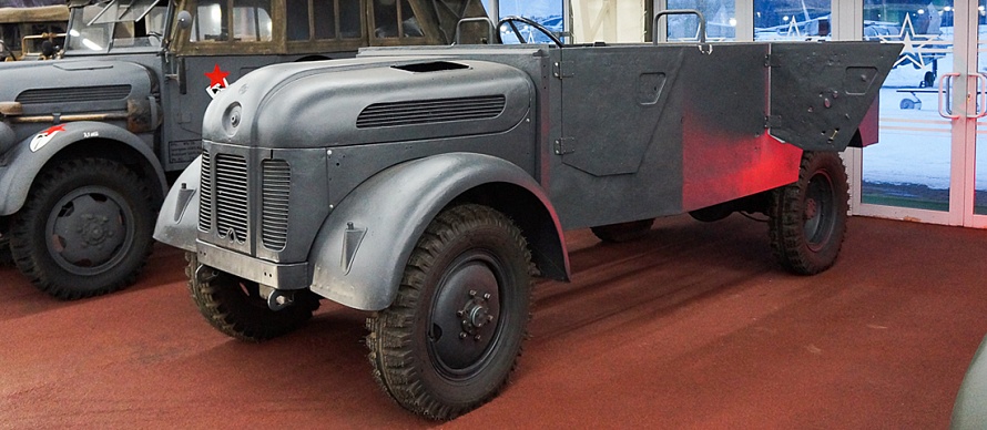 Командирский автомобиль Steyr 1500A в парке «Патриот»