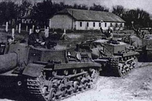 Батарея САУ «Зриньи II» во время тактических занятий 1943 год