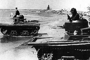 Malye-plavayushchie-tanki-T_37A-v-Krymu_-avgust-1941-goda
