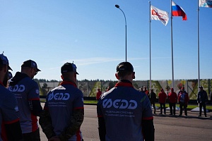 photo_5345902328718423313_y