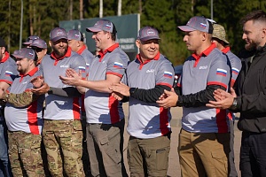 photo_5345902328718423316_y