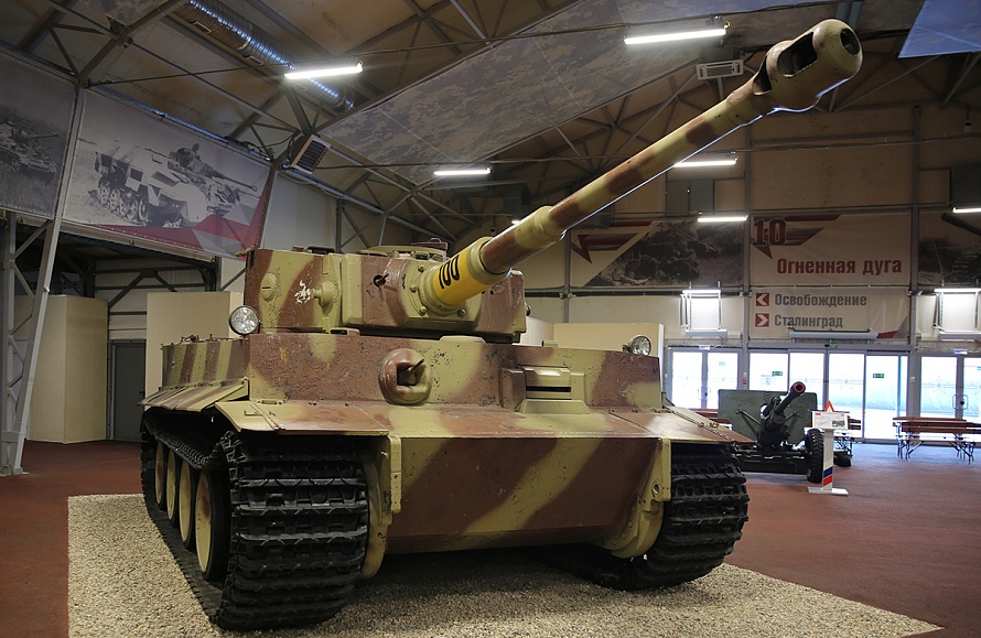 Тяжелый танк PzKpfw VI "Tiger" Ausf. Н1 (Е)