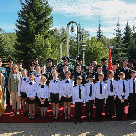 В День танкиста символично приняли присягу юные курсанты