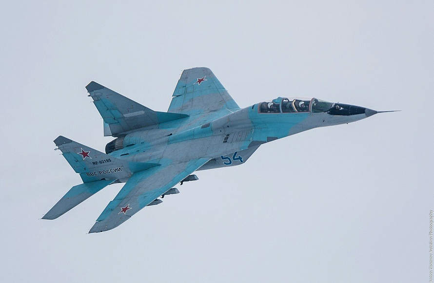 Самолет МиГ-29УБ