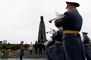 Парламентарии России и Беларуси провели памятную церемонию к Дню Победы