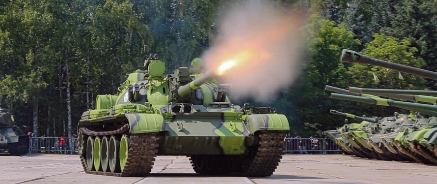Советский средний танк Т-55А сегодня "ожил" в зоне динамических показов