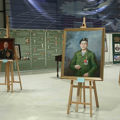 Объединенная историческая выставка декабря объявляется открытой!